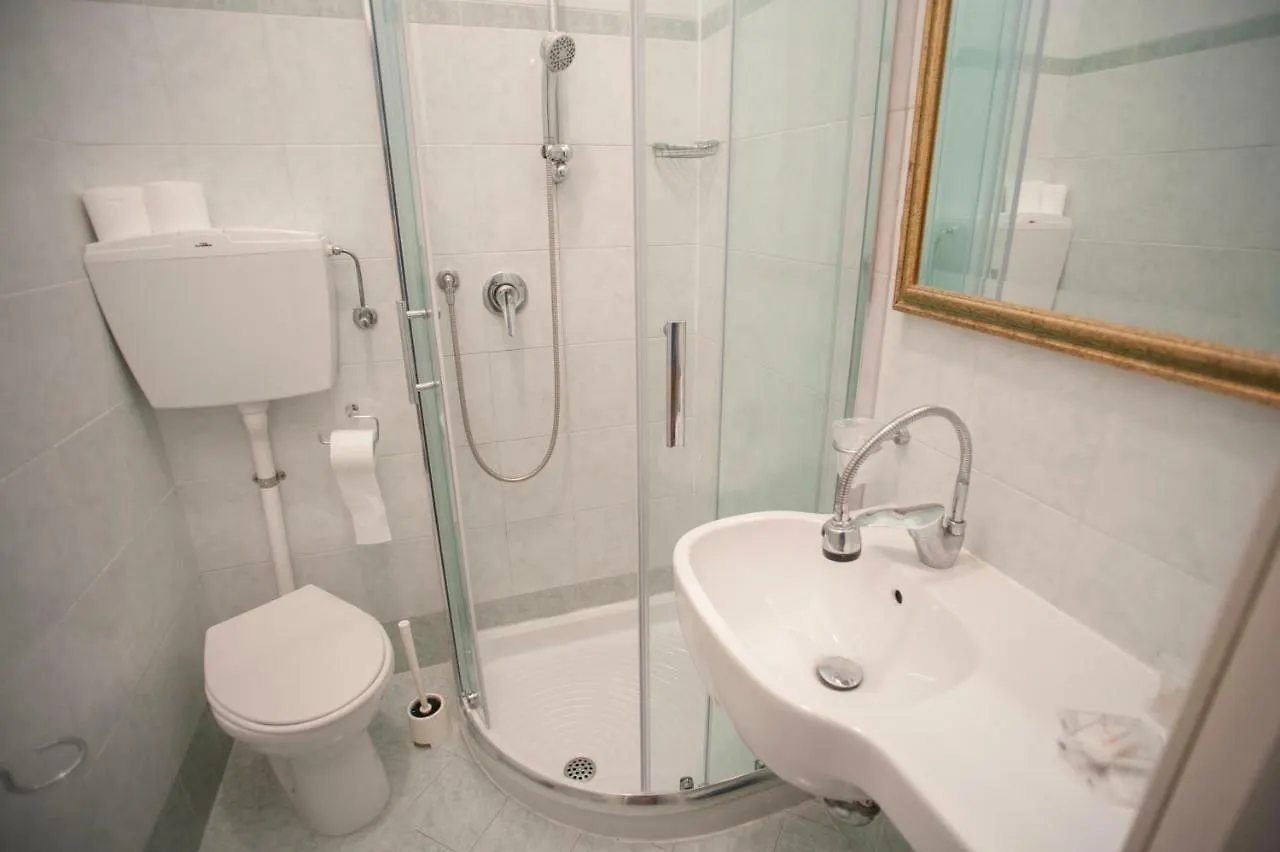 Hotel Villa Silvie Rose Cesenatico